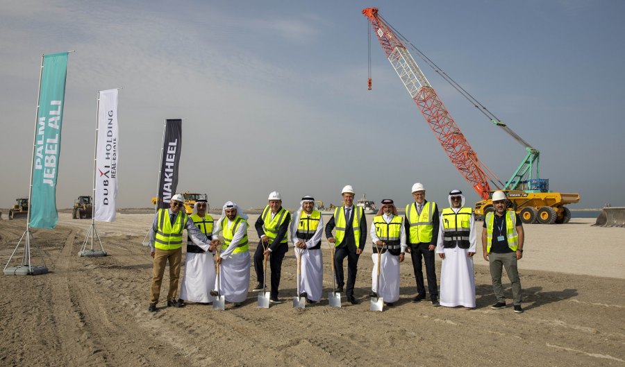 Nakheel awards AED 810 million contract for marine works at Palm Jebel Ali