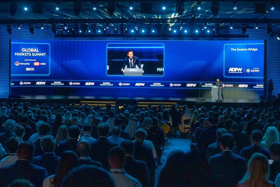 Hanwha Life CGO Reaffirms Commitment to Strengthening South Korea–UAE Financial Cooperation at ADFW 2025