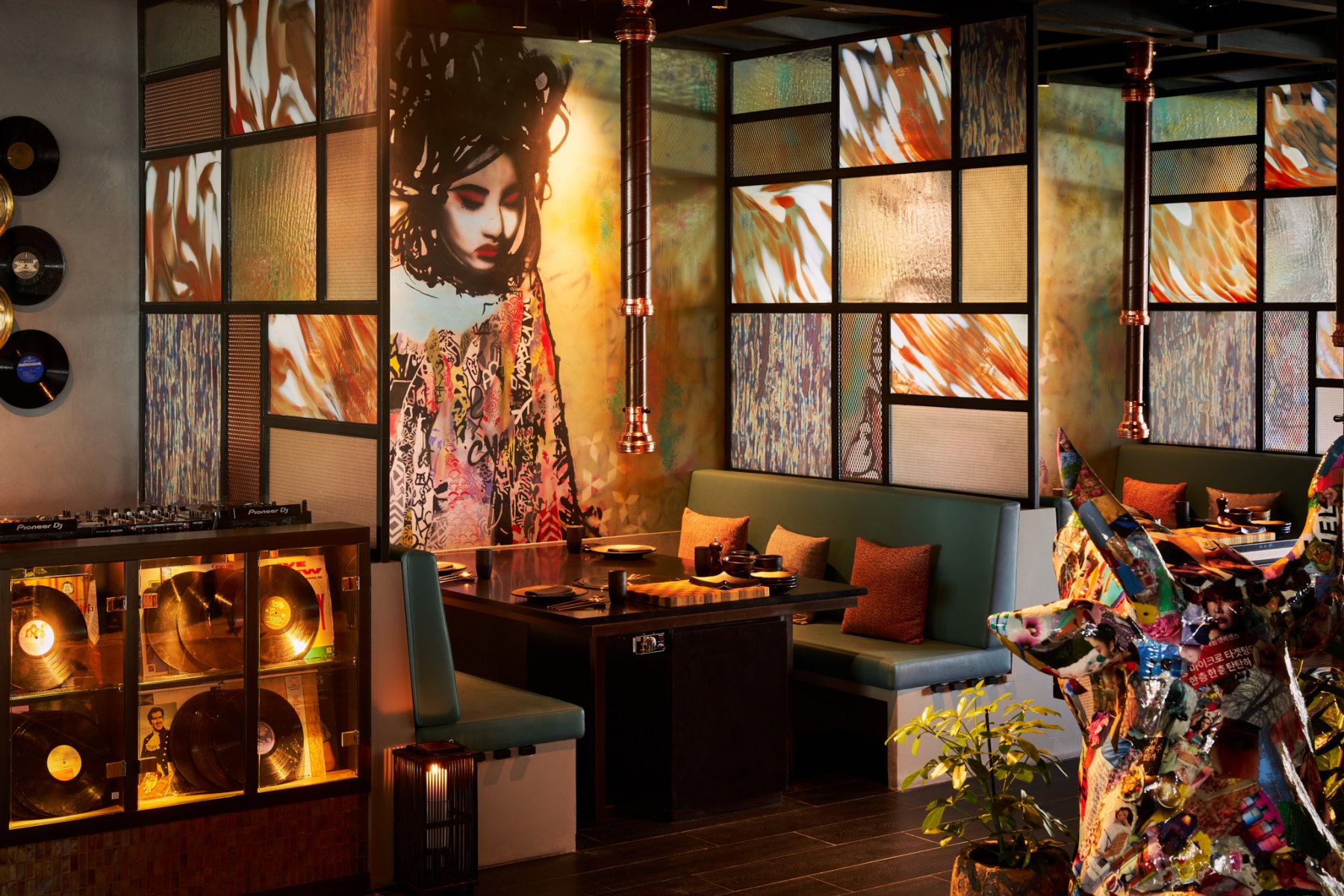 SMOKI MOTO- Korean Steakhouse & Lounge